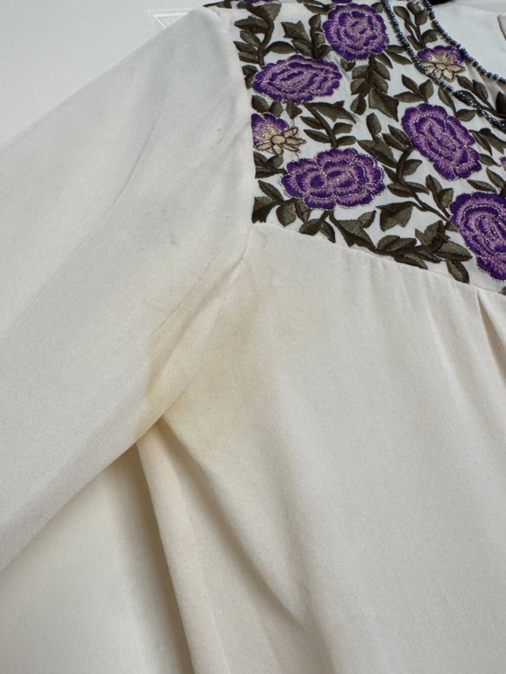 Haute Hippie Cream Purple Floral Embroidered Silk Blouse XS — As Is - Picture 9 of 14